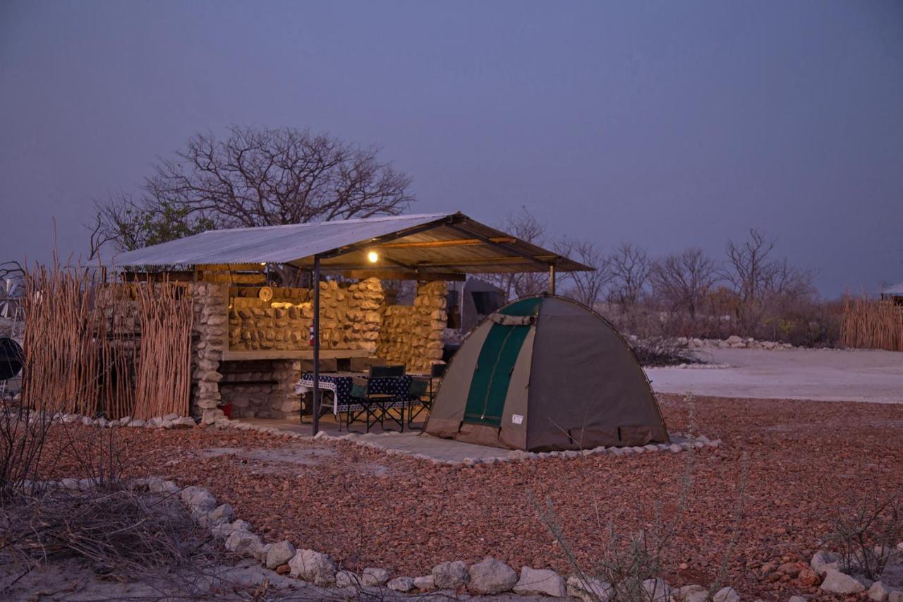 Etosha Trading Post Campsite Okaukuejo Esterno foto